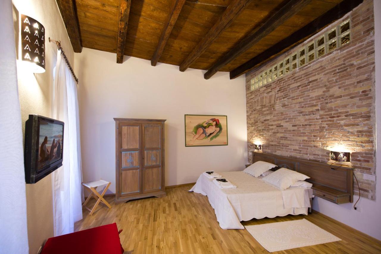 Castelletto Suites Cagliari Room photo